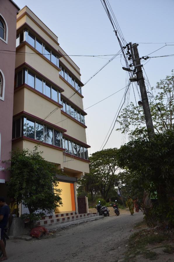 Eco Corporate Inn Calcutta Exterior foto